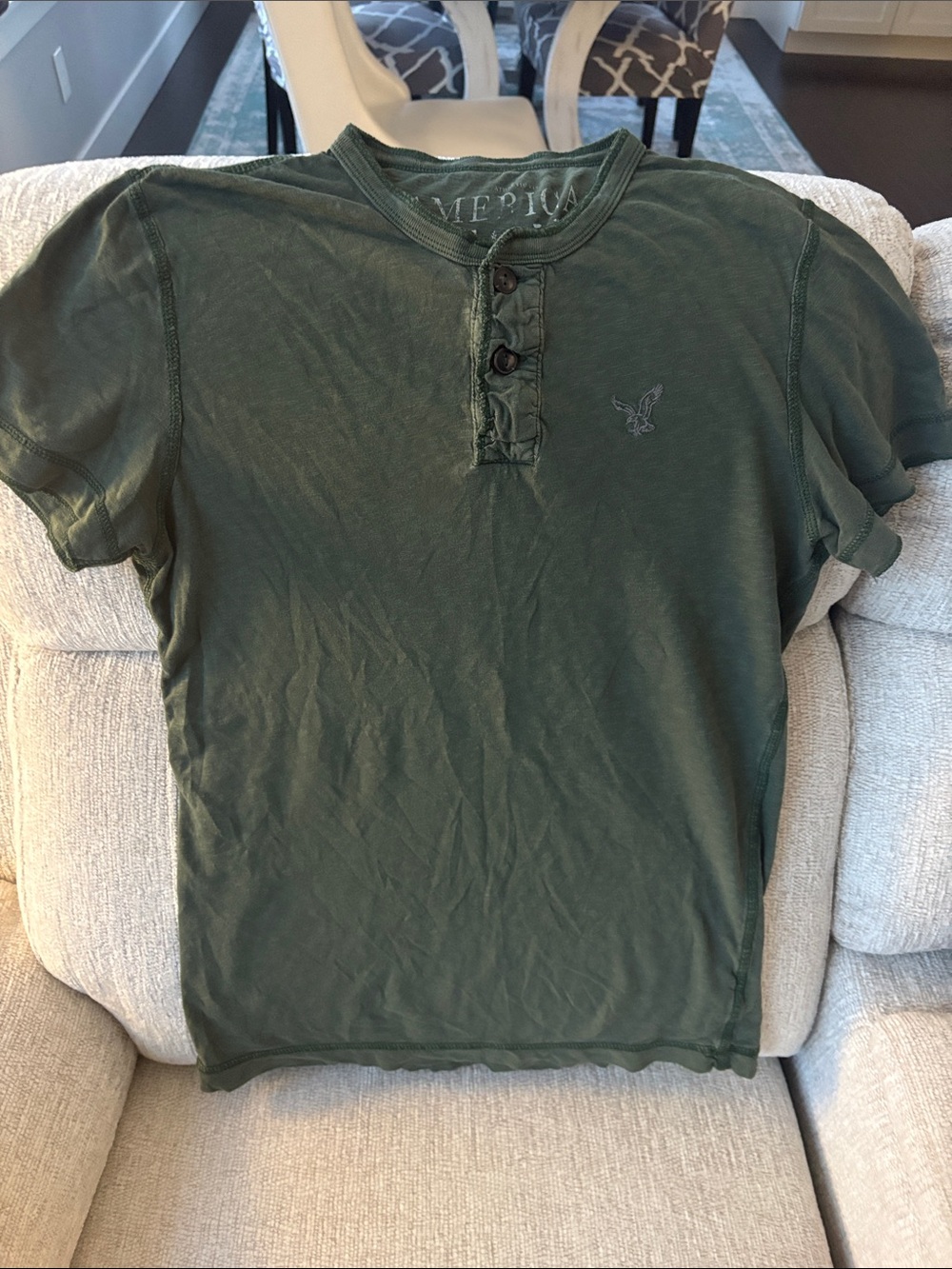 American Eagle Outfitters Men's Dark Green Short-Sleeve Henley